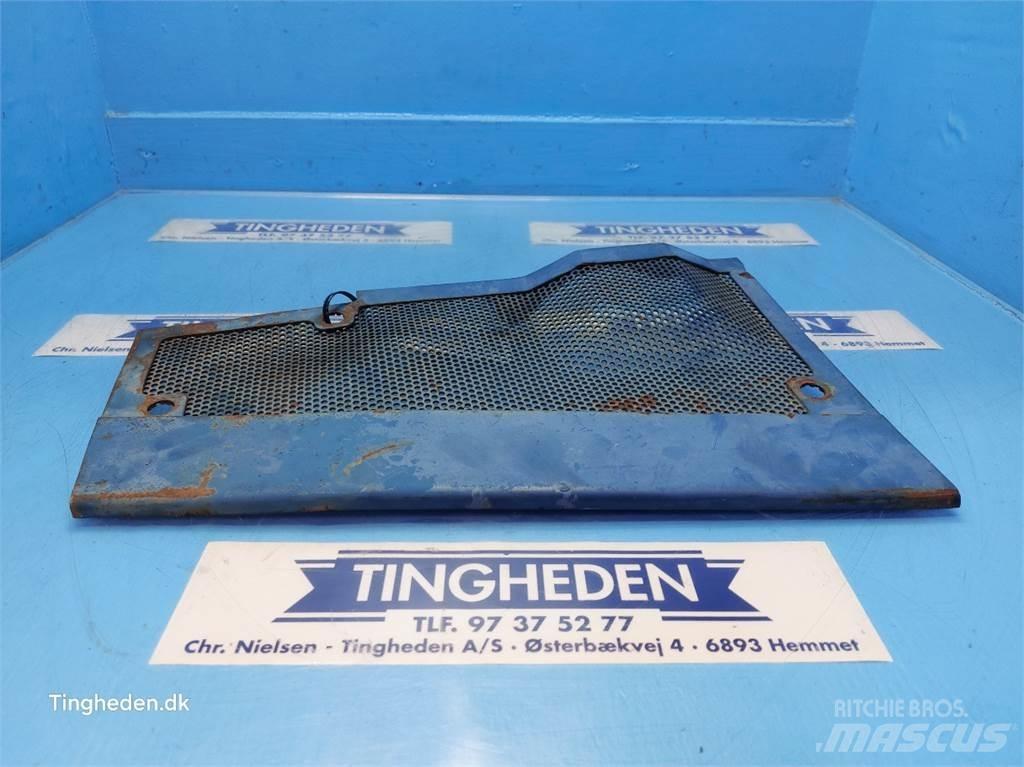 Ford 8210 Kiti naudoti traktorių priedai