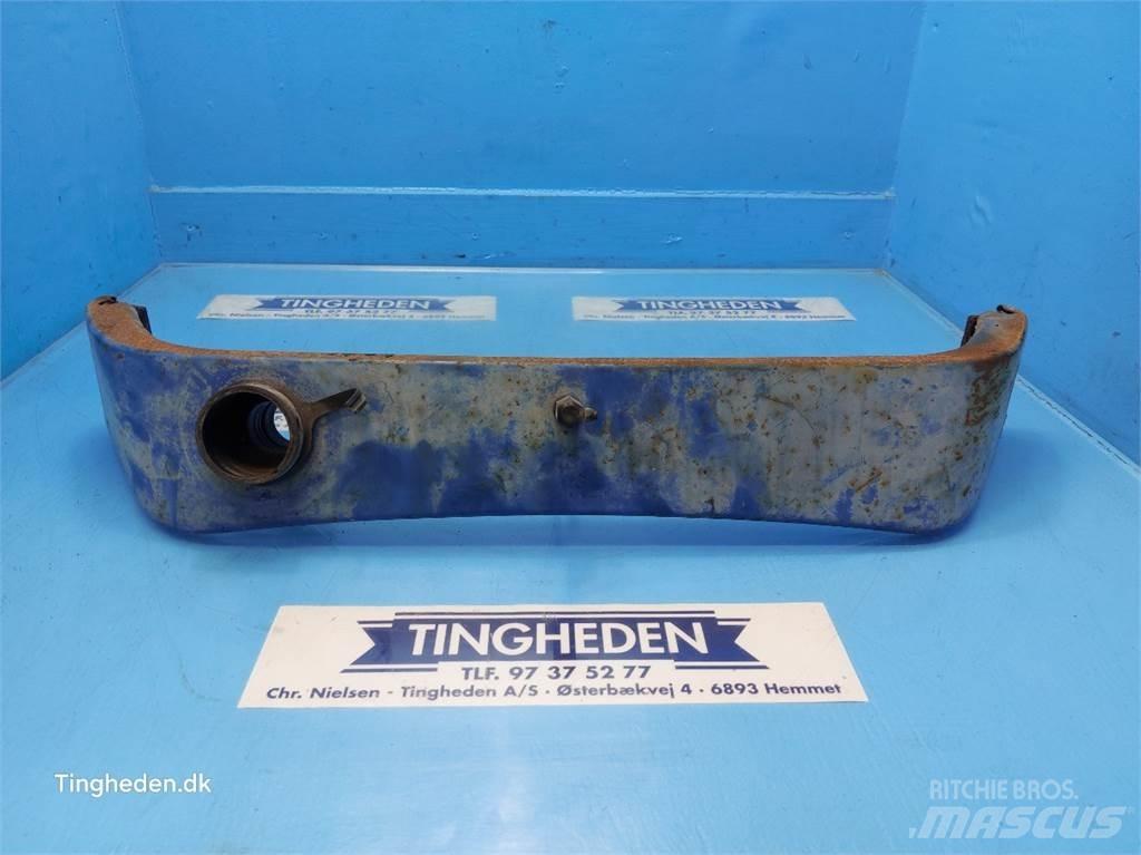 Ford 8210 Kiti naudoti traktorių priedai