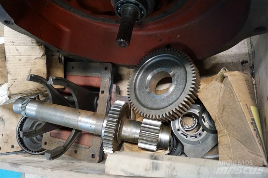 Ford 8340 Transmisijos