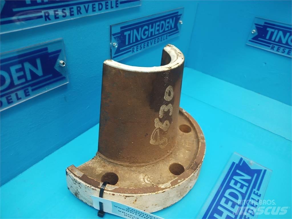 Ford 8630 Kiti naudoti traktorių priedai