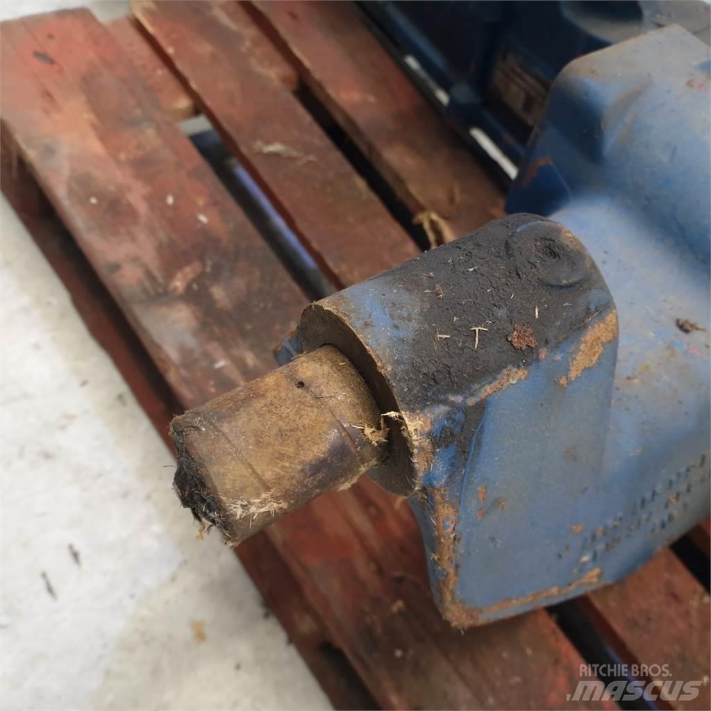 Ford 8630 Kiti naudoti traktorių priedai