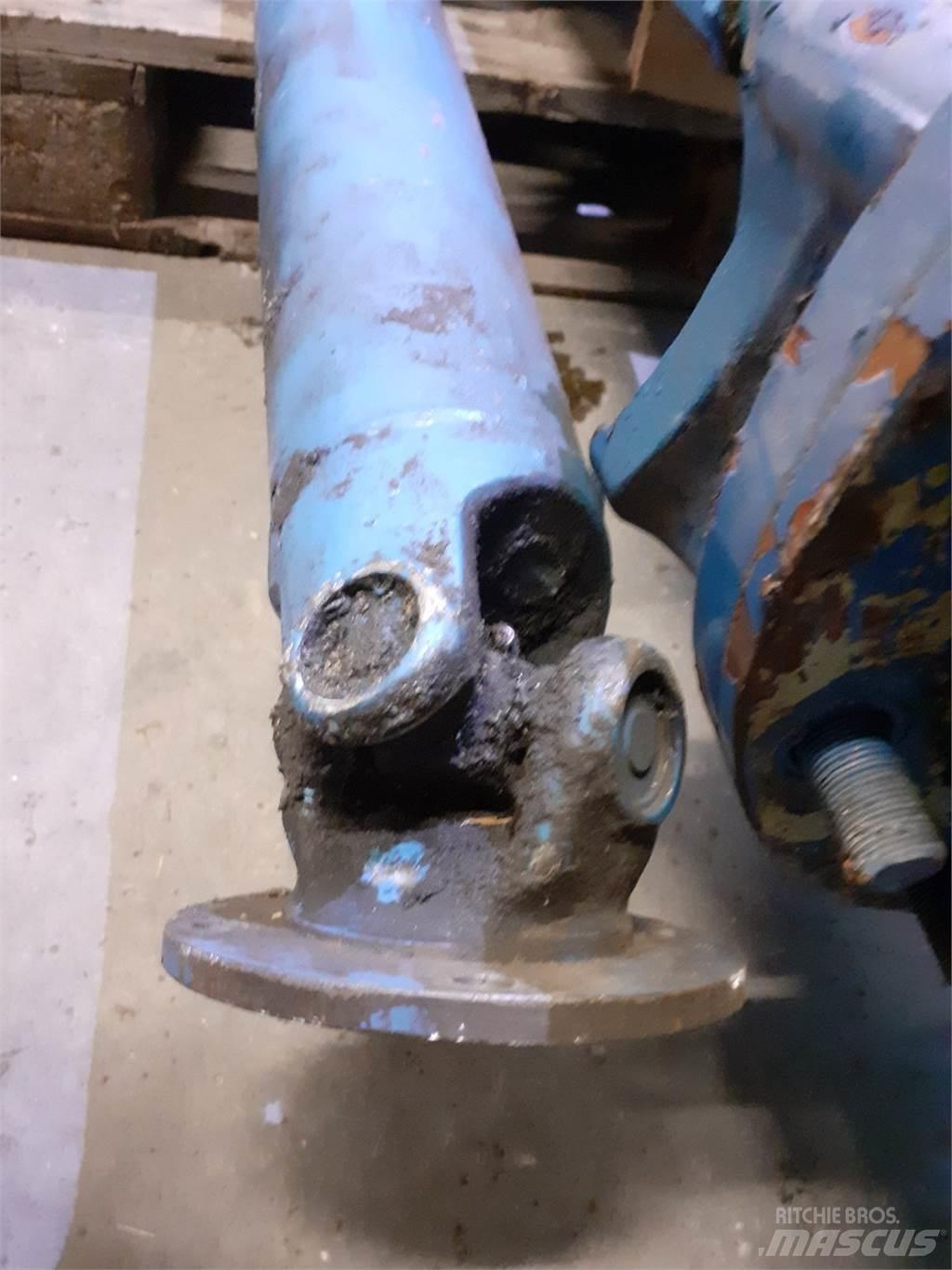 Ford 8730 Kiti naudoti traktorių priedai