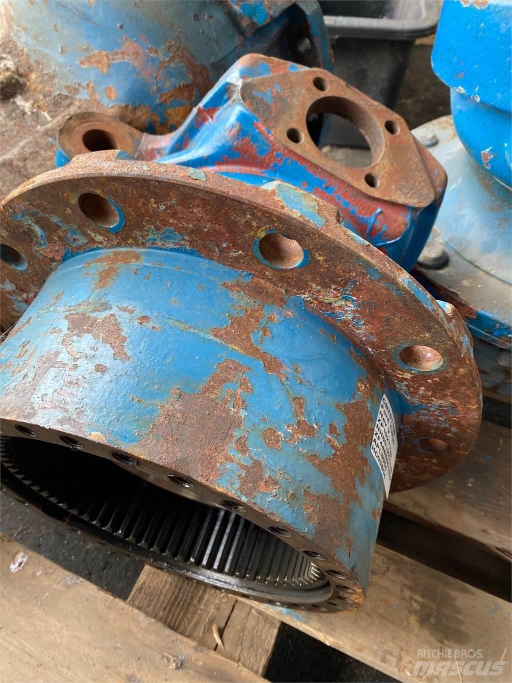Ford TW 30 Kiti naudoti traktorių priedai
