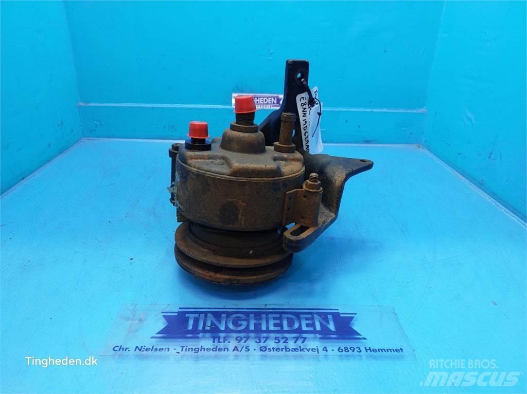 Ford TW15 Radiatoriai
