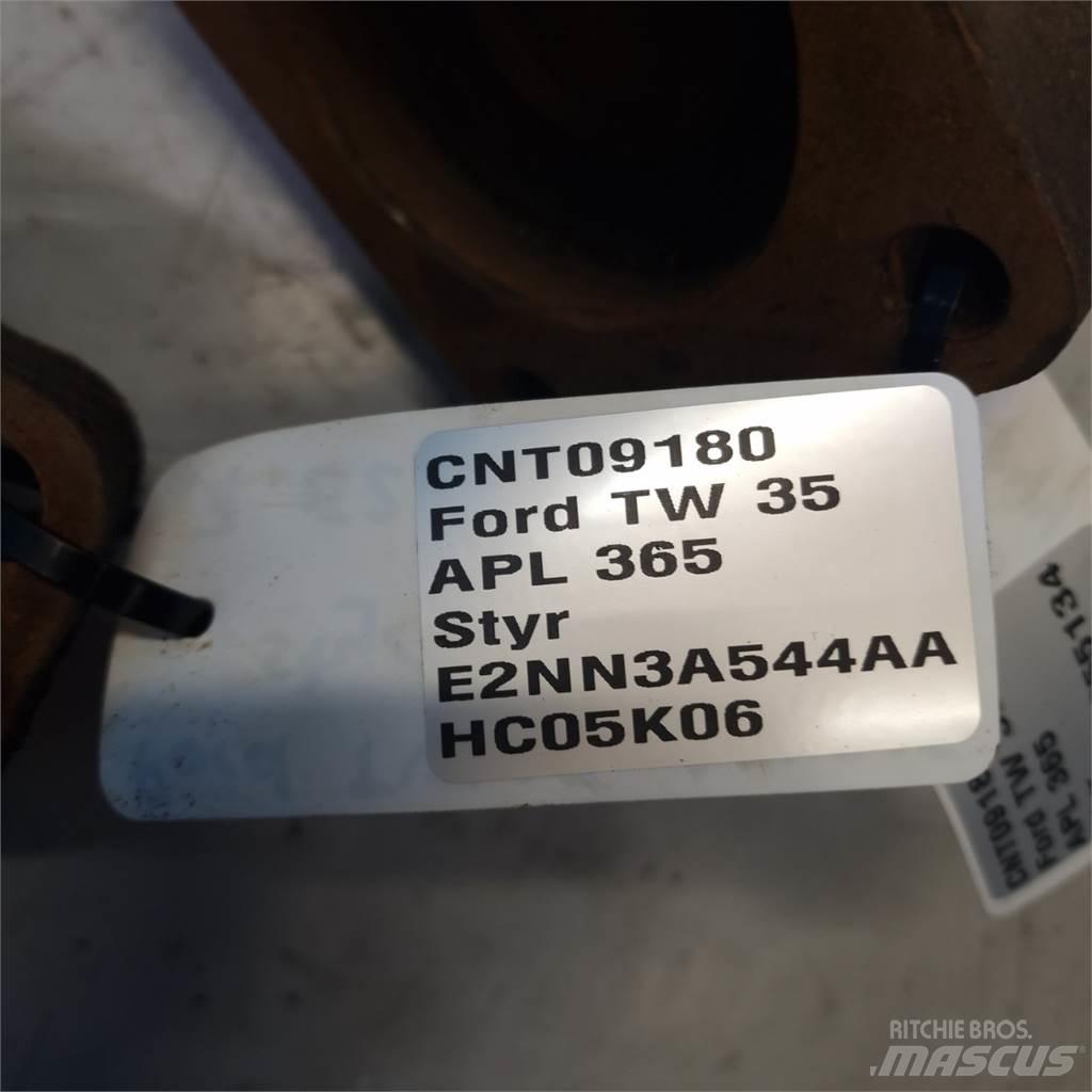Ford TW35 Kiti naudoti traktorių priedai