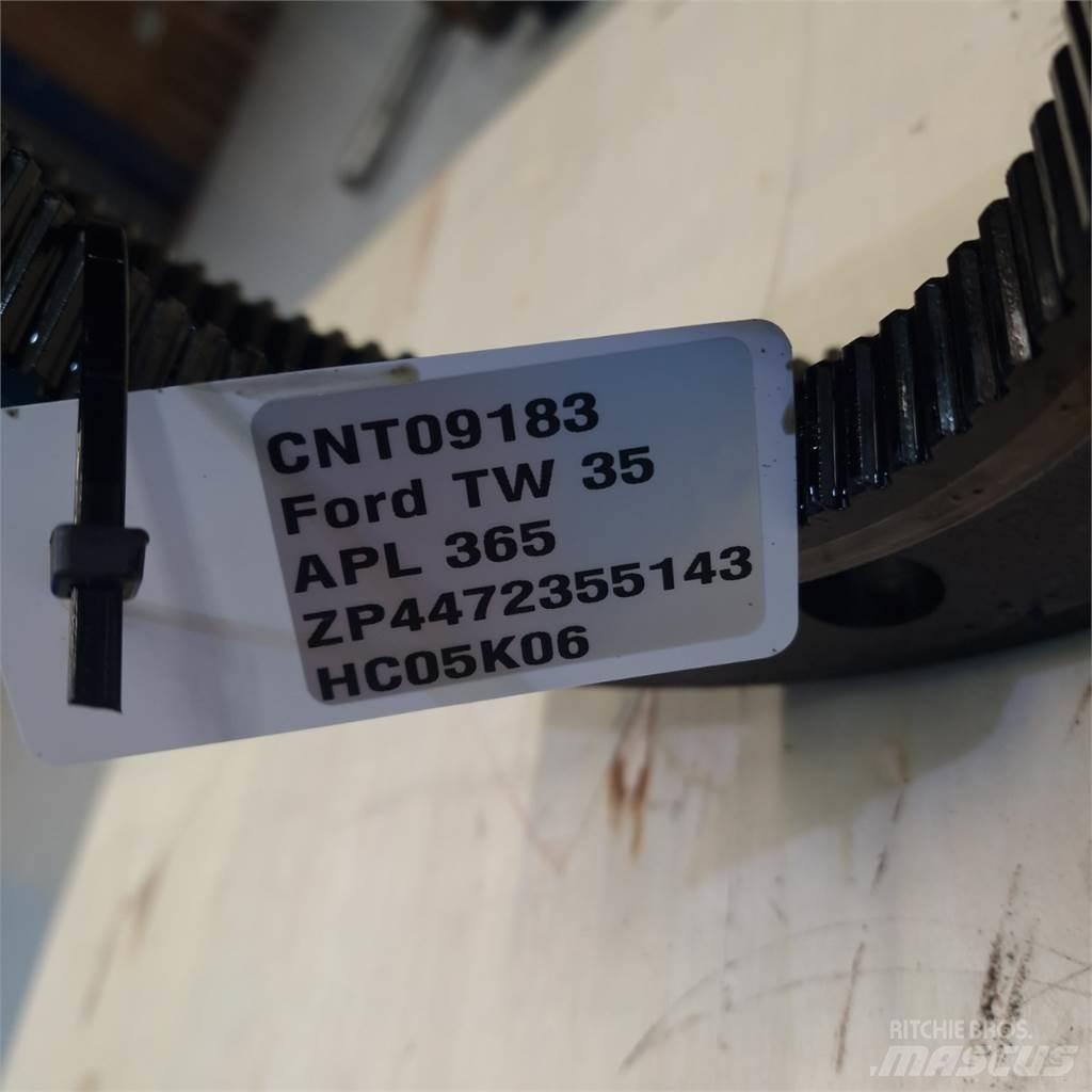Ford TW35 Kiti naudoti traktorių priedai