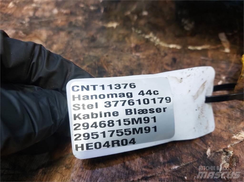  Hannonag 44C Kabinos ir interjeras