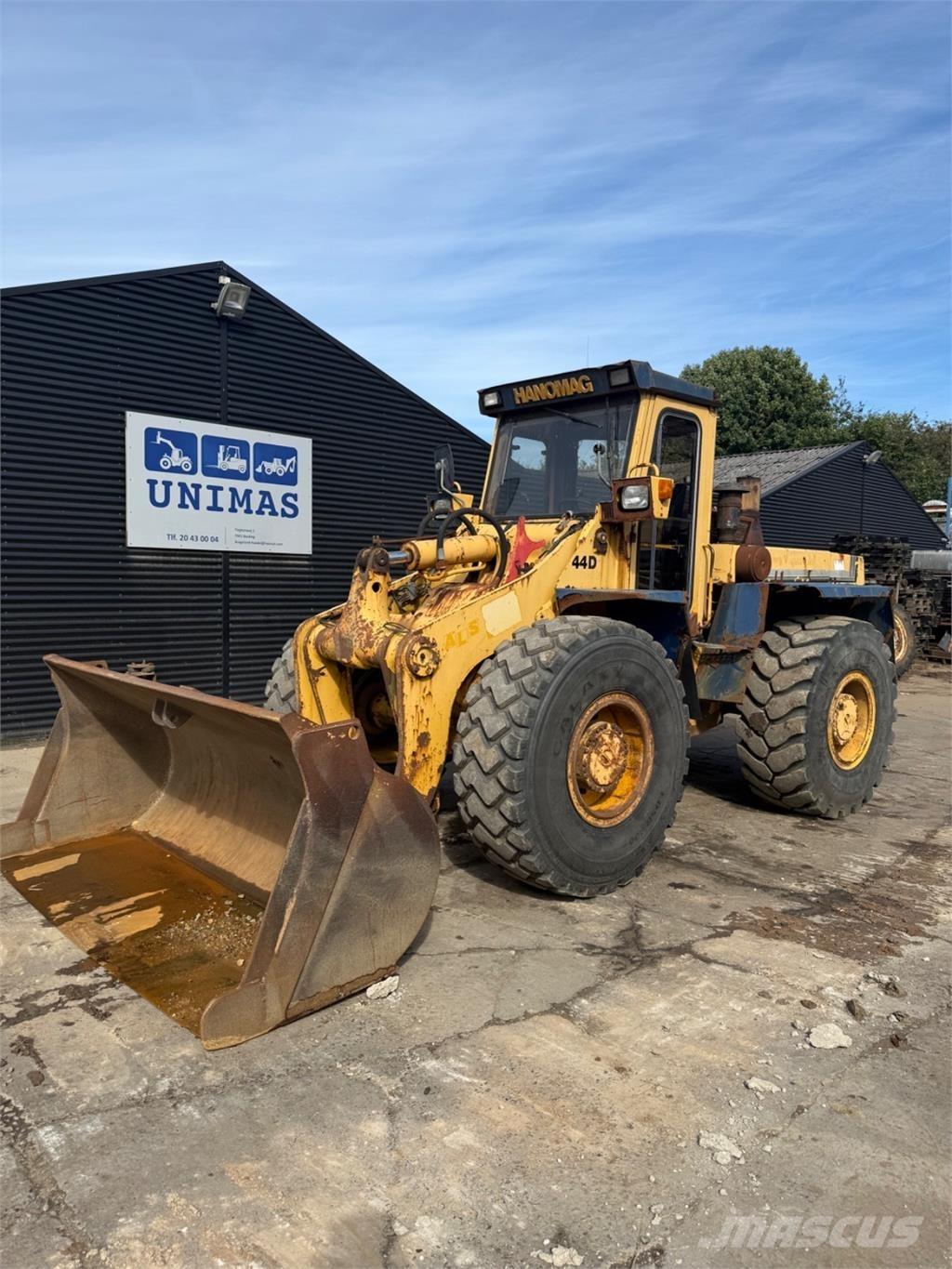 Hanomag 44D Naudoti ratiniai krautuvai