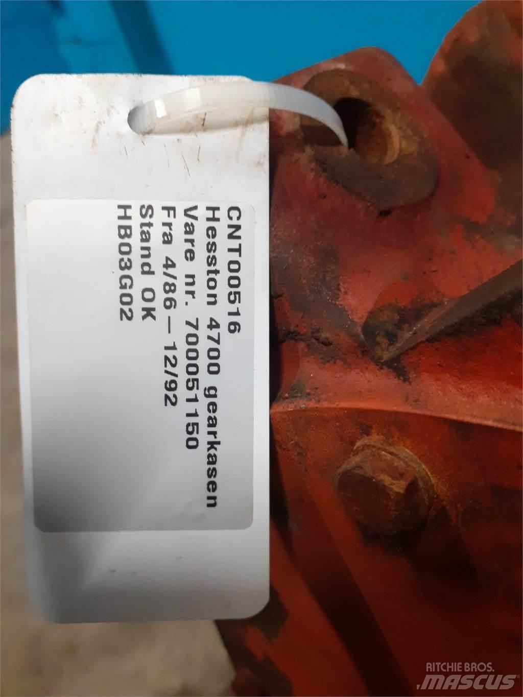 Hesston 4700 Transmisijos