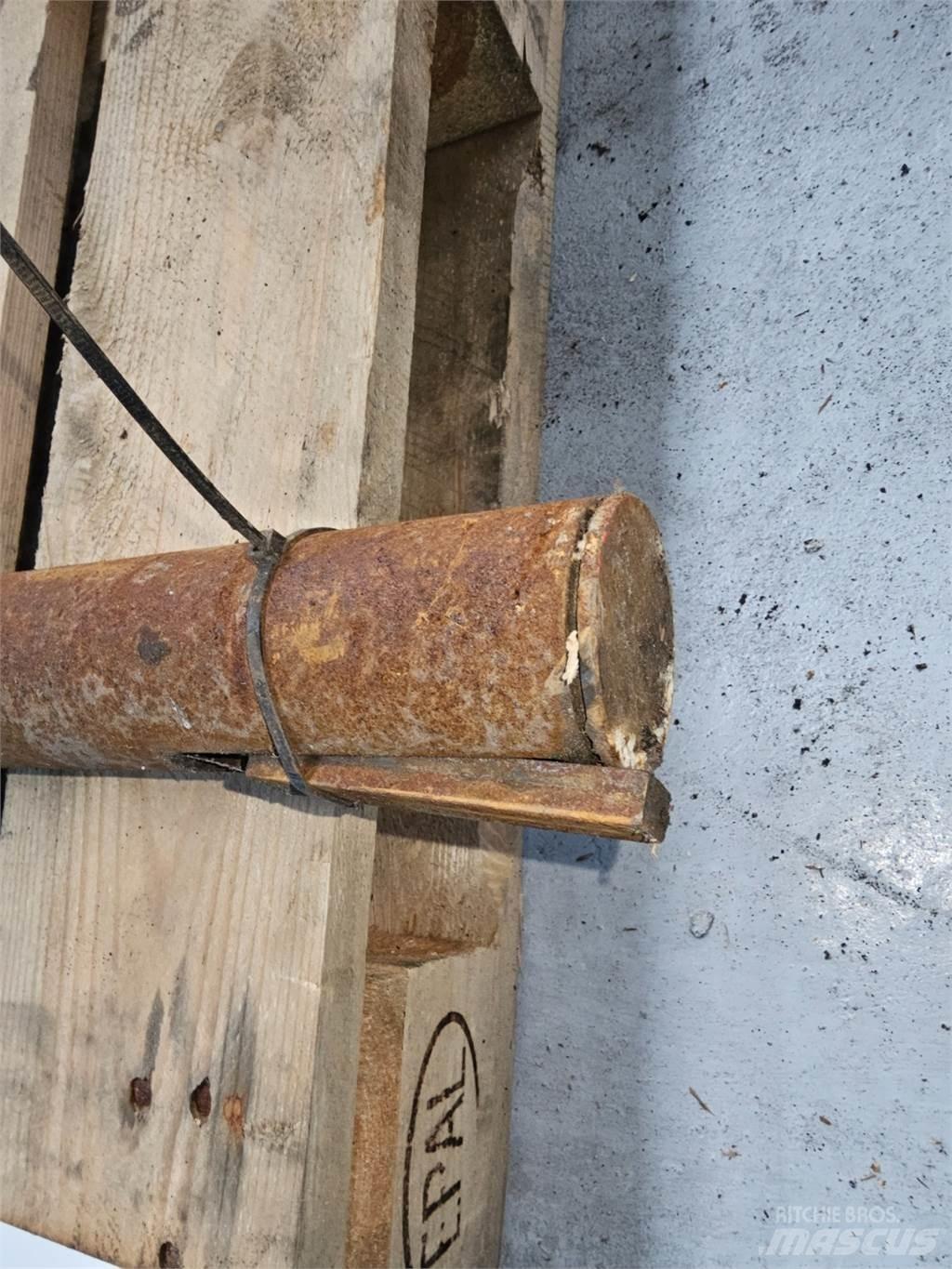 Hesston 4700 Kiti pašarų derliaus nuėmimo įrengimai