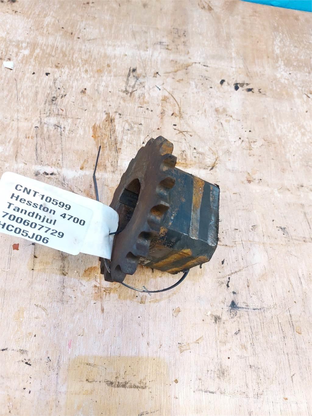 Hesston 4700 Žemės ūkis - Kita