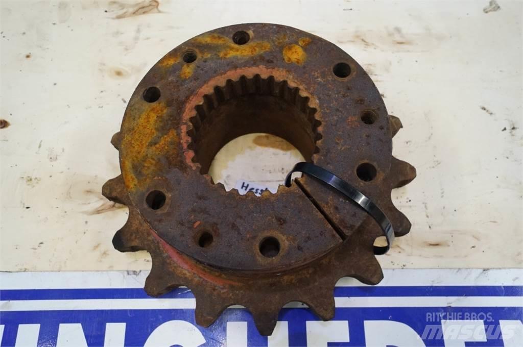 Hesston 4700 Transmisijos