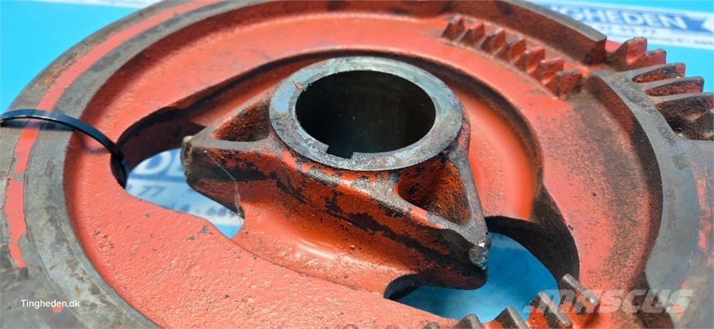 Hesston 4700 Kiti pašarų derliaus nuėmimo įrengimai