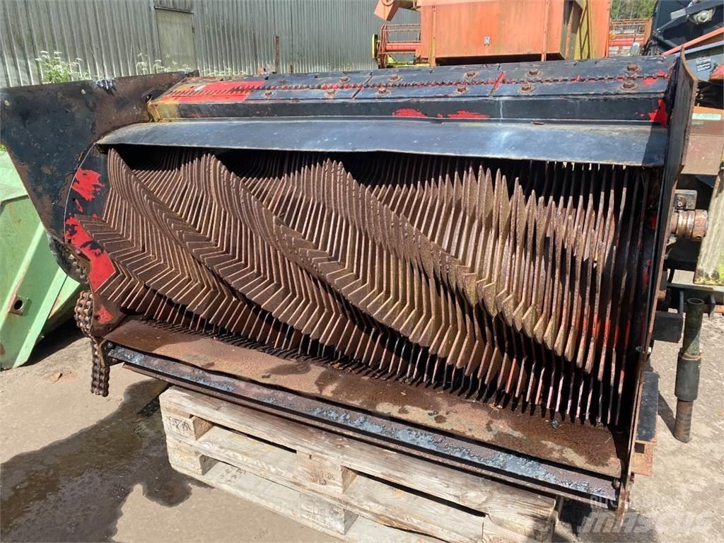 Hesston 4860 Derliaus nuėmimo kombainų priedai