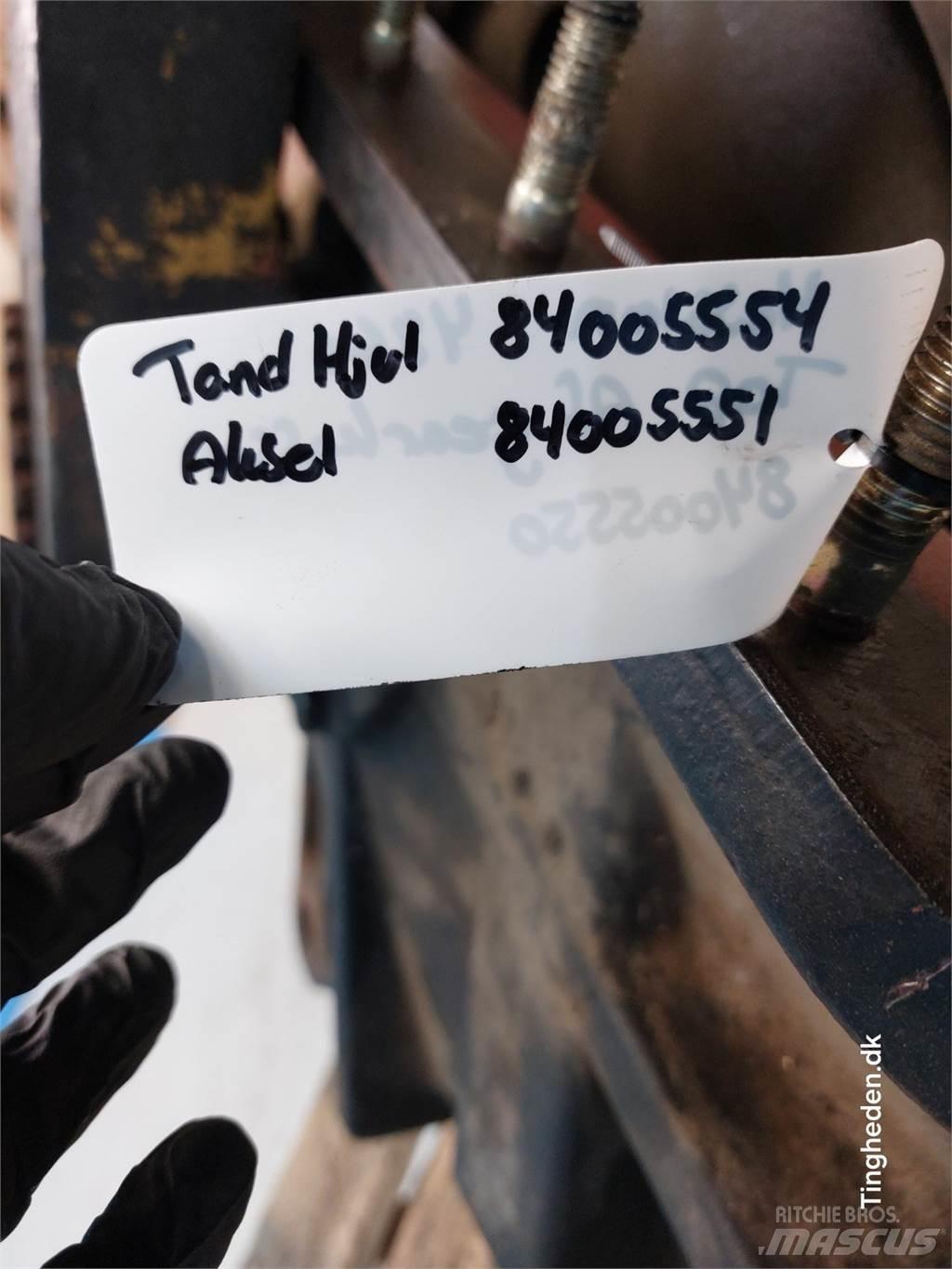 Hesston 4860 Transmisijos