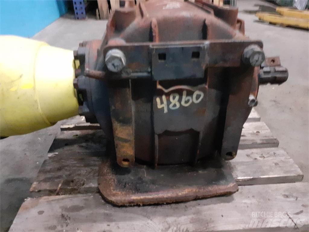 Hesston 4860S Transmisijos
