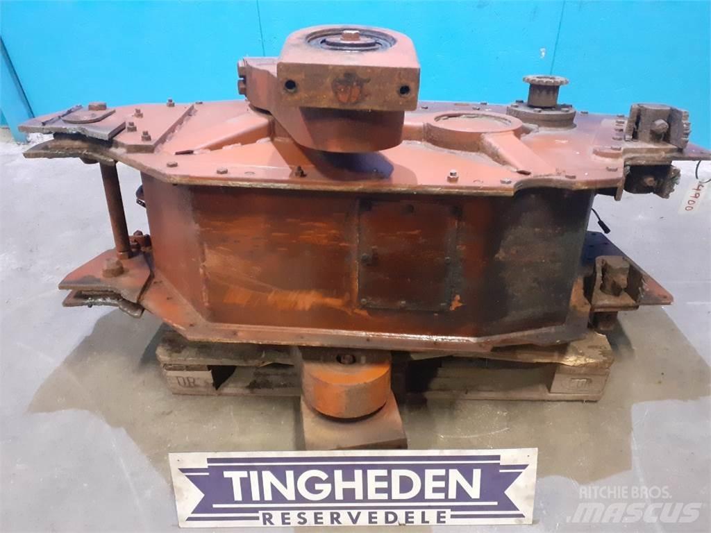 Hesston 4900 Transmisijos