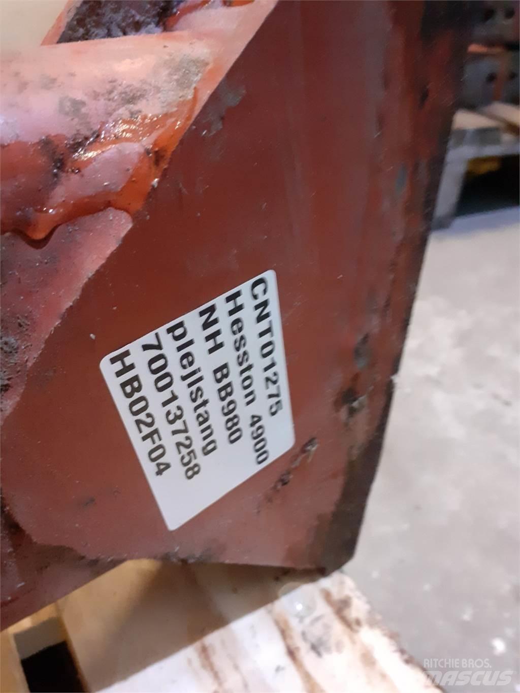 Hesston 4900 Kiti pašarų derliaus nuėmimo įrengimai