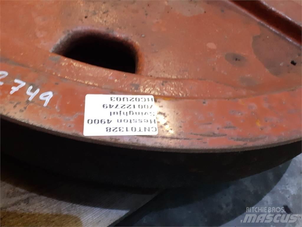 Hesston 4900 Transmisijos
