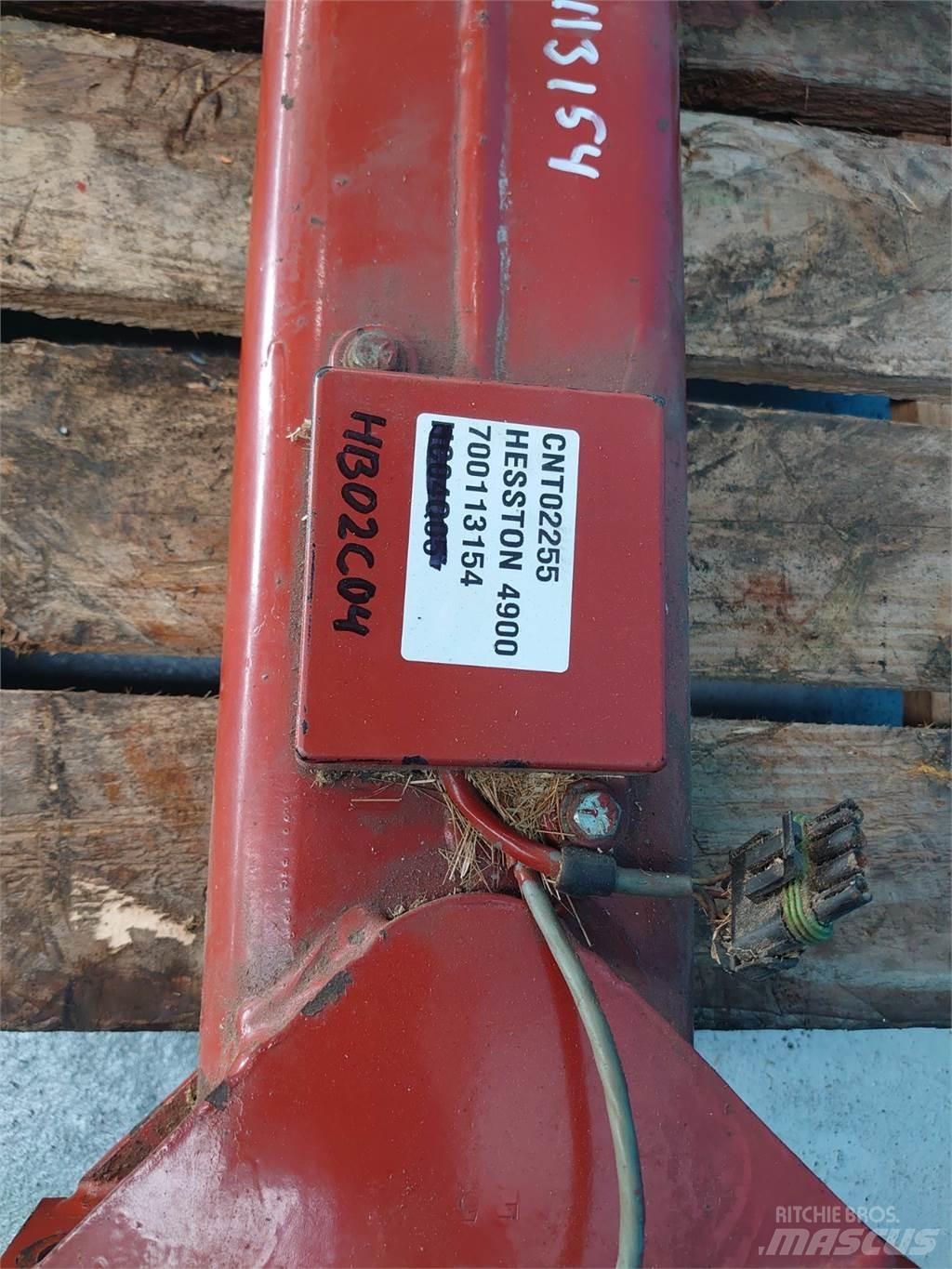 Hesston 4900 Kiti pašarų derliaus nuėmimo įrengimai