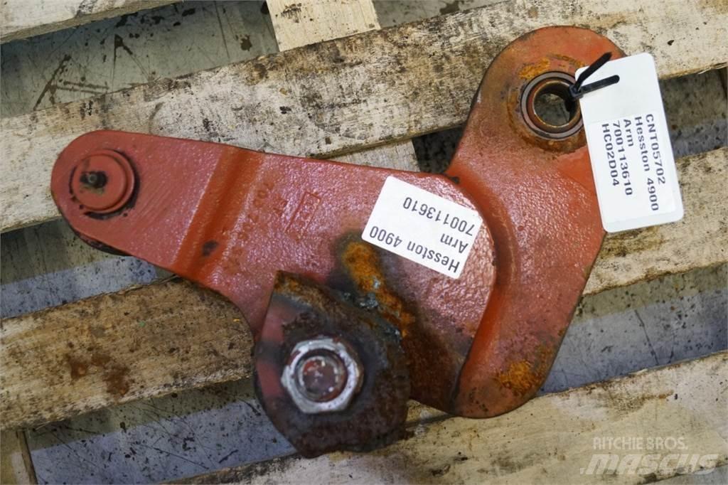 Hesston 4900 Ryšulių griebtuvai