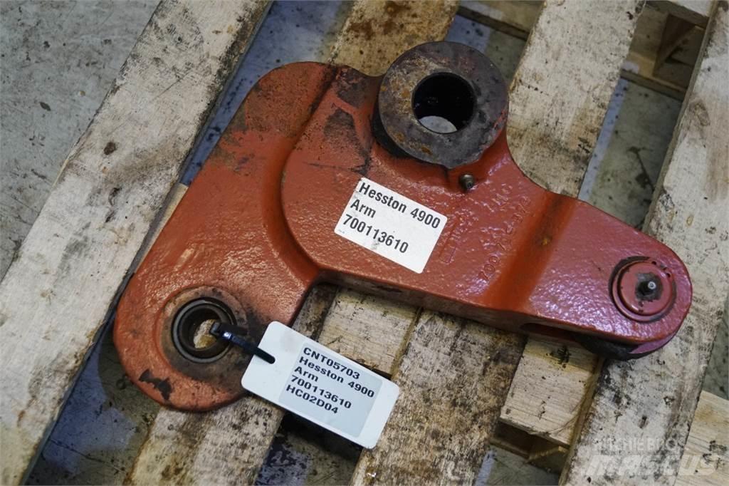 Hesston 4900 Ryšulių griebtuvai