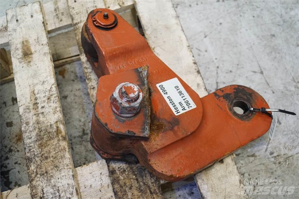 Hesston 4900 Ryšulių griebtuvai