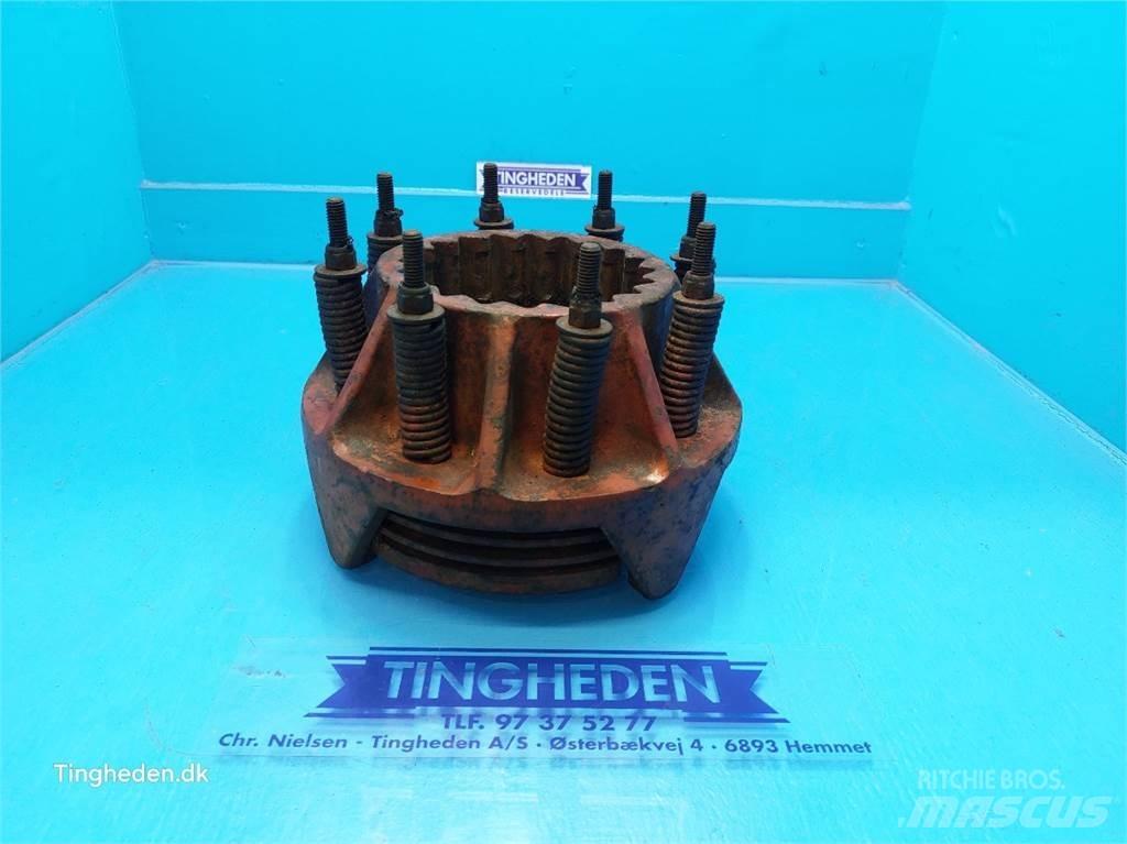 Hesston 4900 Transmisijos