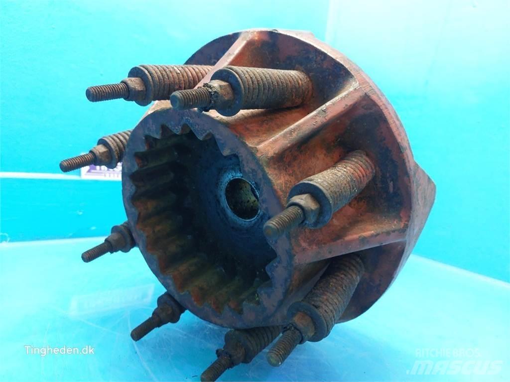 Hesston 4900 Transmisijos