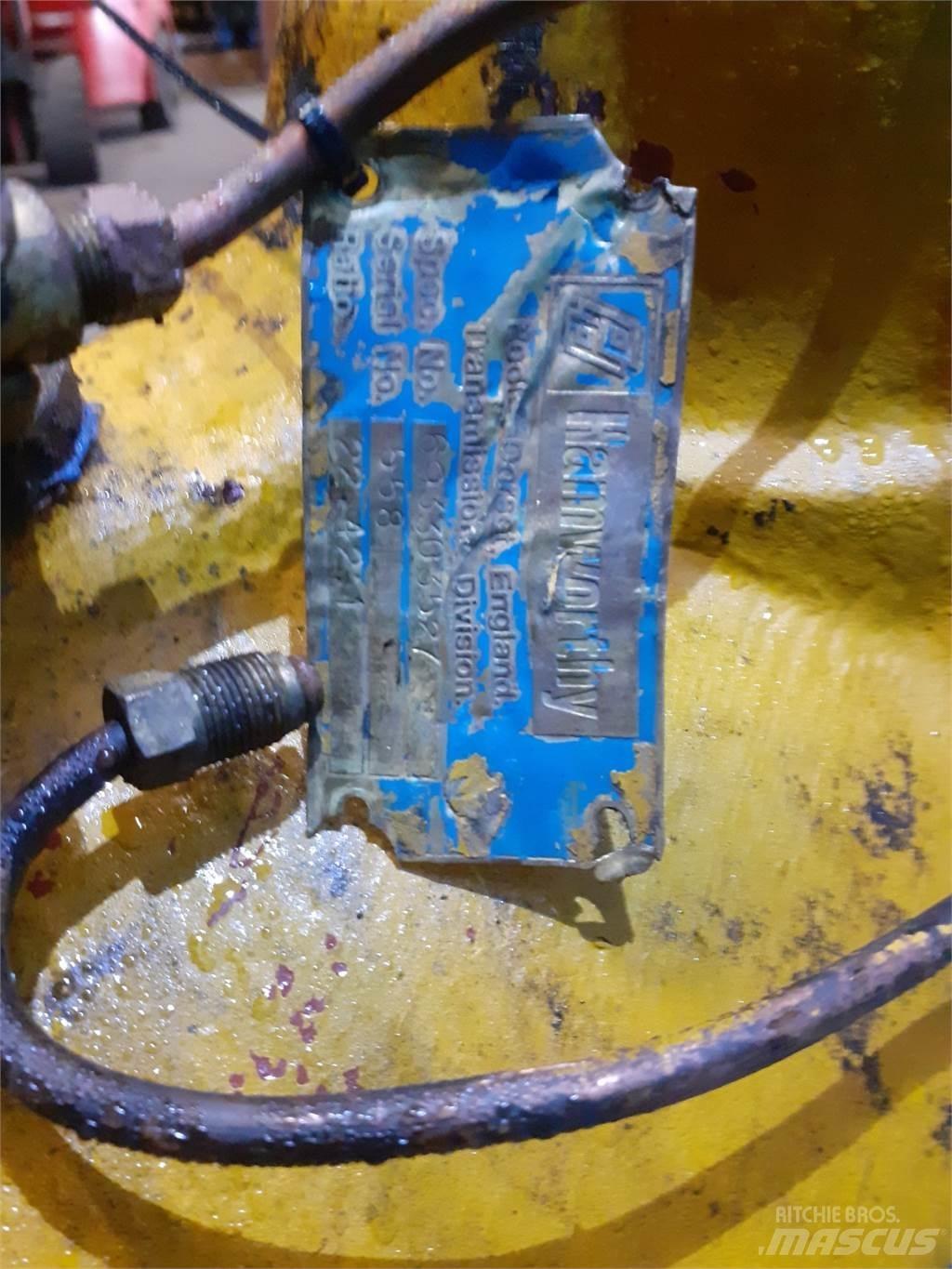 Hydrema 805 Ašys