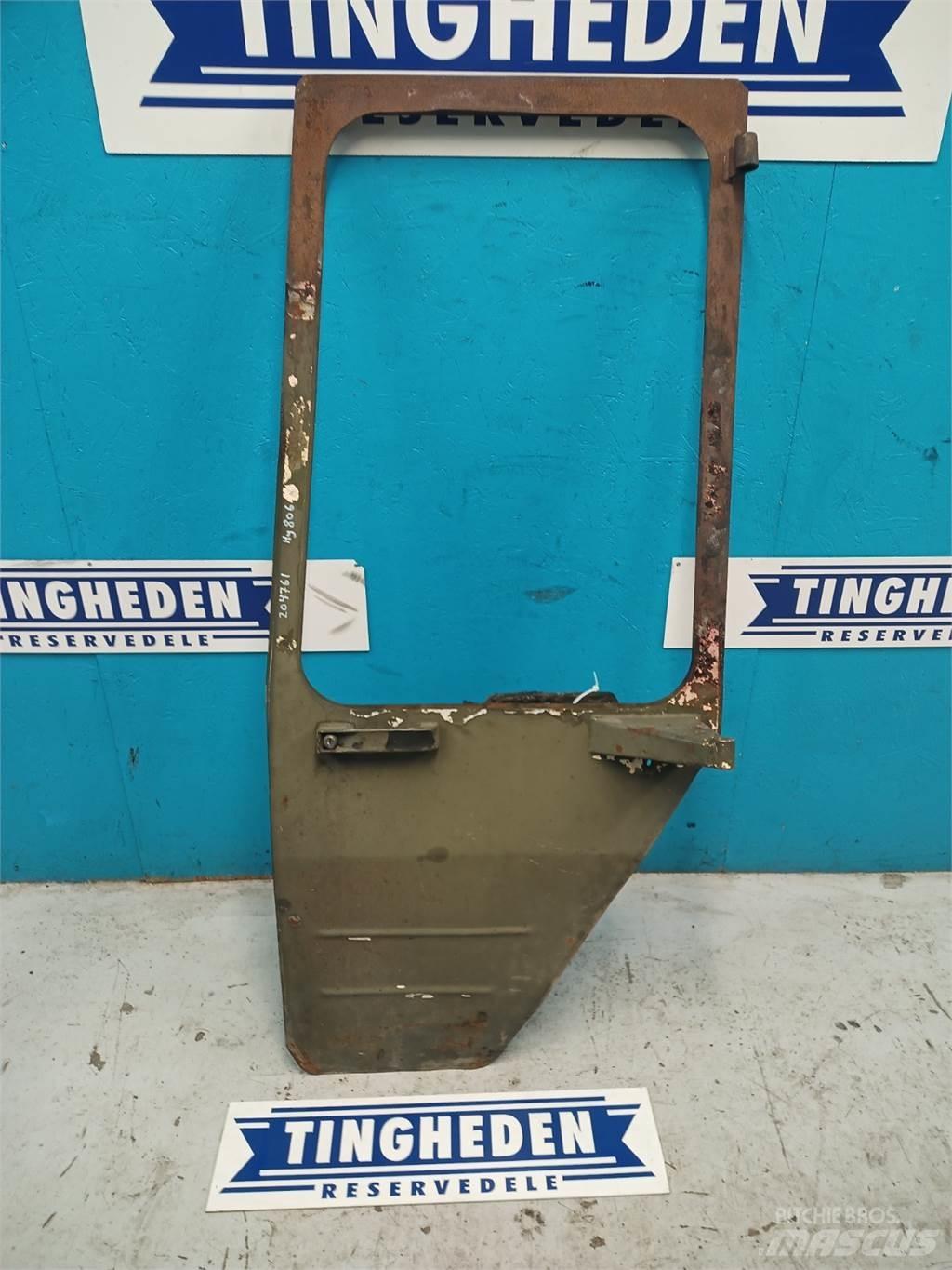Hydrema 806 Kabinos ir interjeras