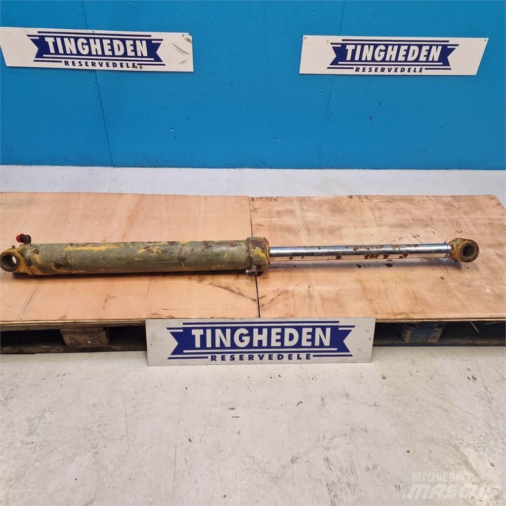 Hydrema 806 Tranšėjų kasimo technika