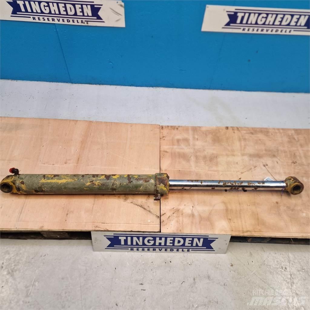 Hydrema 806 Tranšėjų kasimo technika