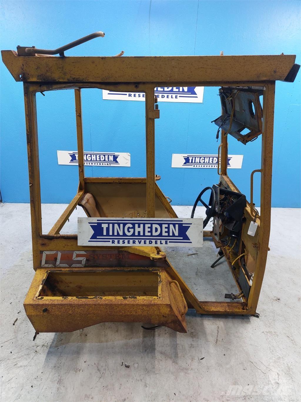 Hydrema 806 Kabinos ir interjeras