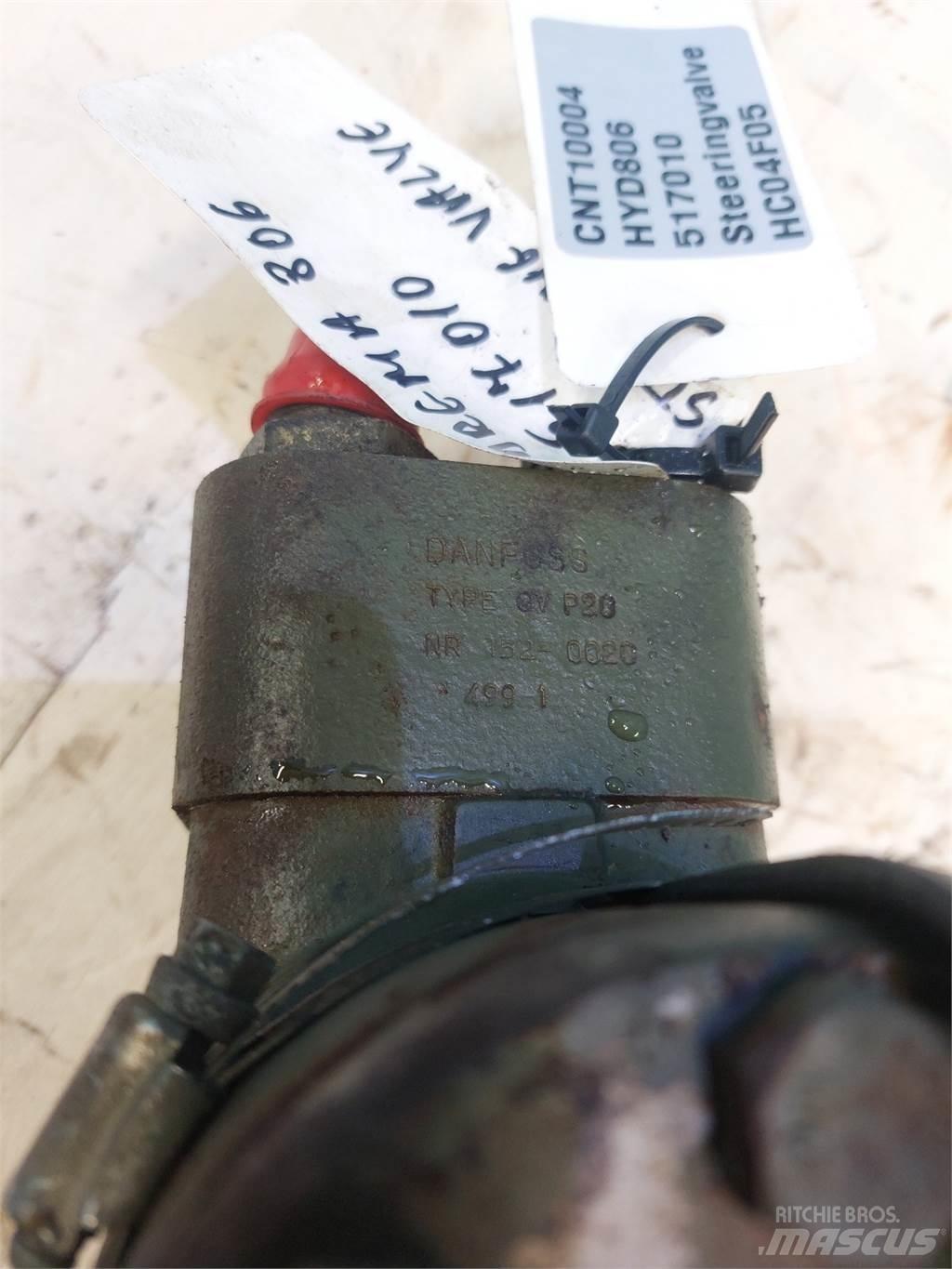 Hydrema 806 Ašys