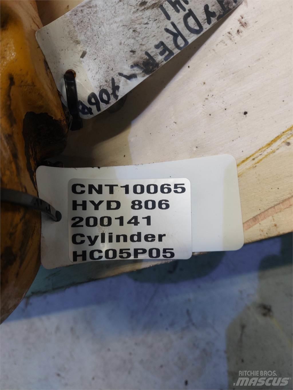 Hydrema 806 Tranšėjų kasimo technika
