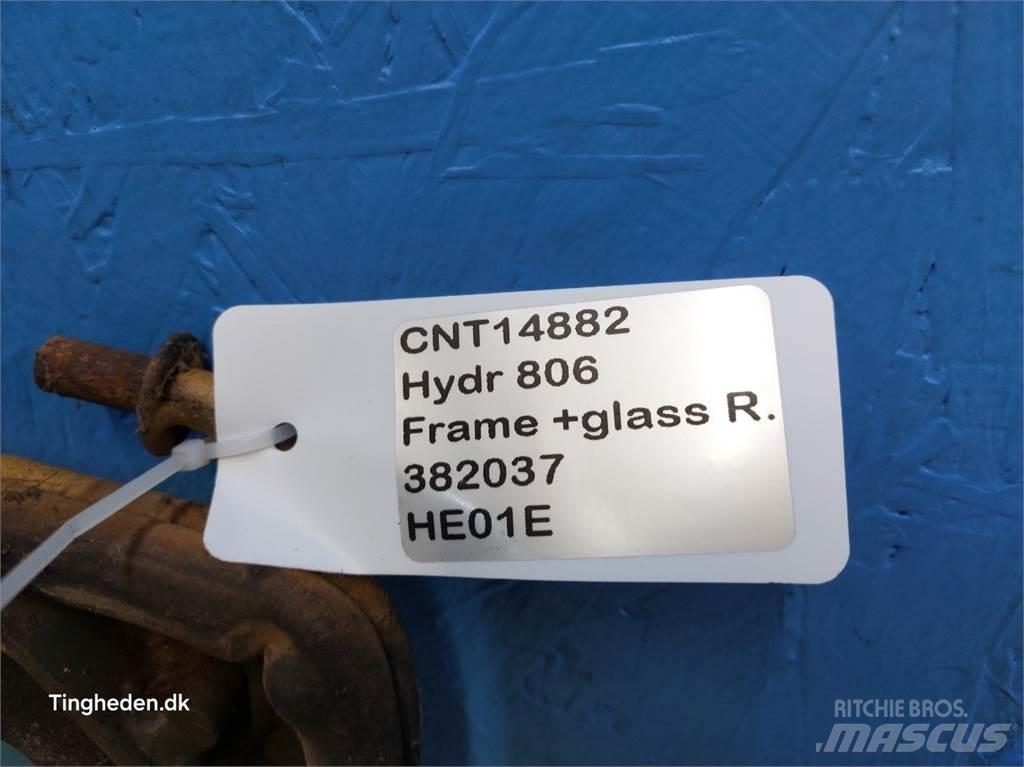 Hydrema 806 Kabinos ir interjeras