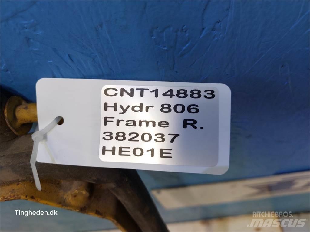 Hydrema 806 Kabinos ir interjeras