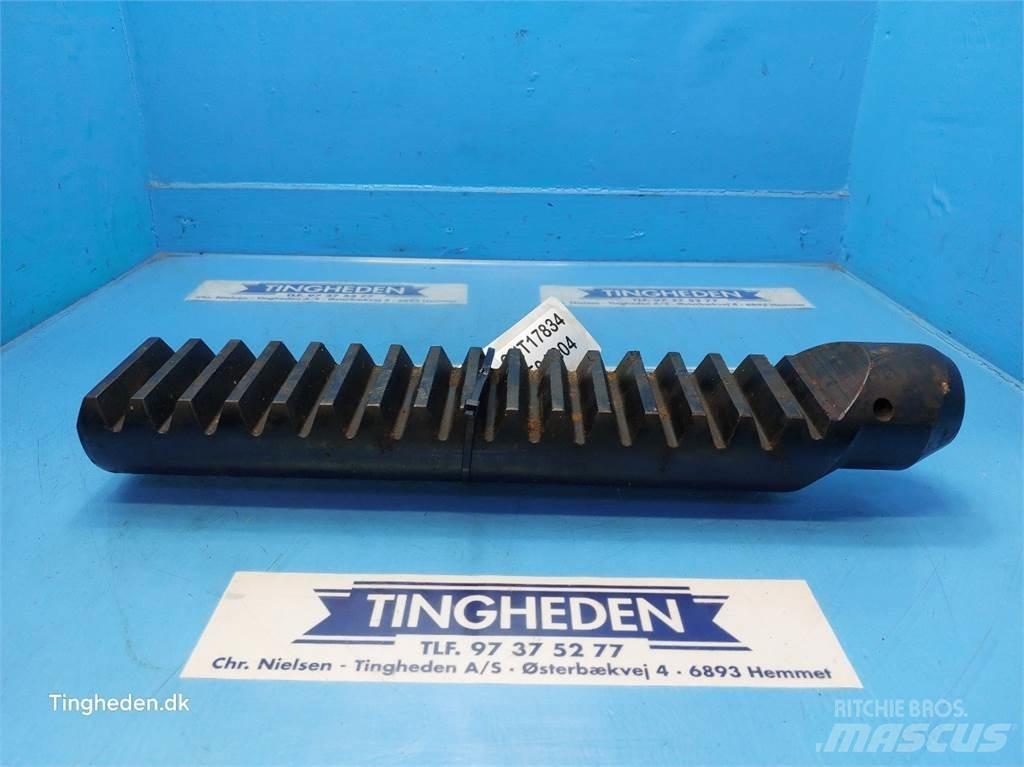 Hydrema 806 Tranšėjų kasimo technika