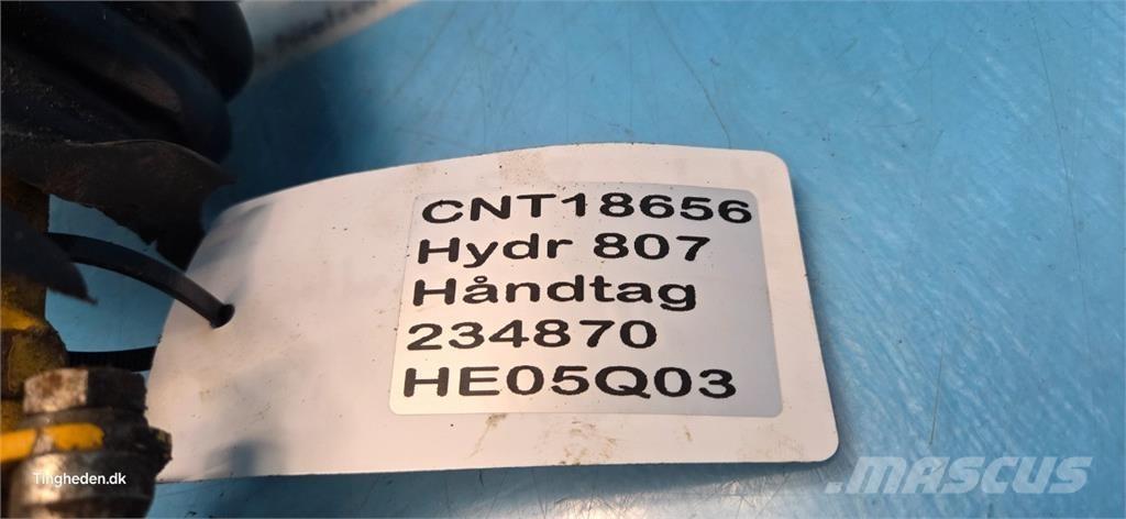 Hydrema 807 Kabinos ir interjeras