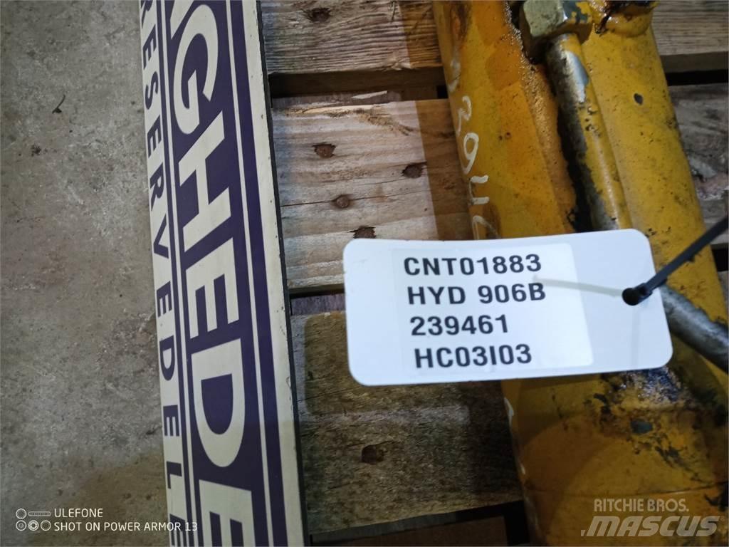 Hydrema 906B Ašys