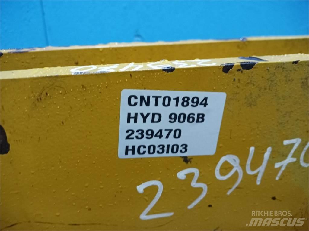 Hydrema 906B Ašys