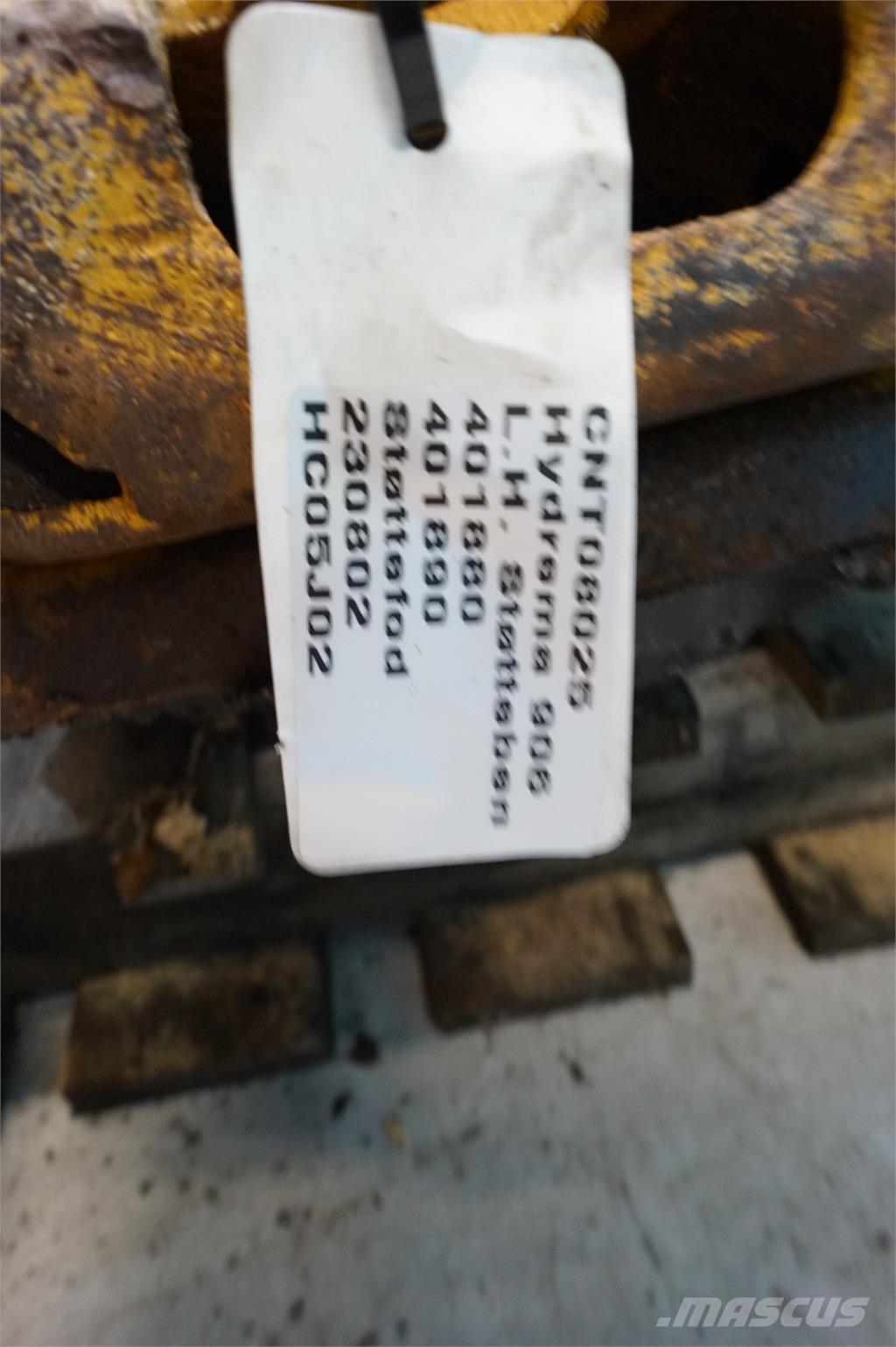 Hydrema 906B Kiti naudoti statybos komponentai