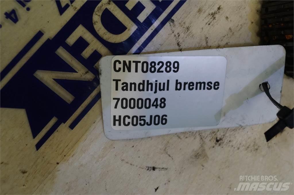 Hydrema 906B Ašys