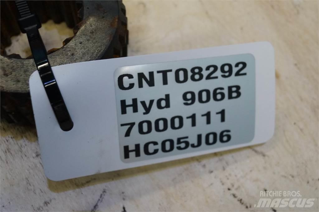 Hydrema 906B Ašys