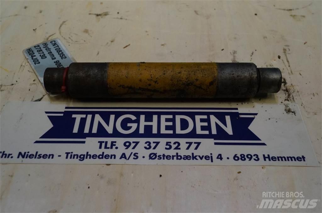 Hydrema 906B Tranšėjų kasimo technika