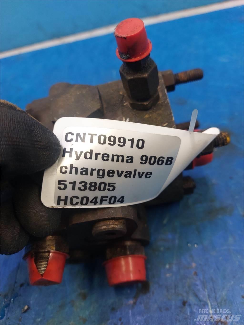 Hydrema 906B Hidraulikos įrenginiai