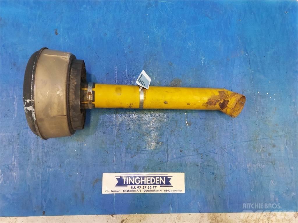 Hydrema 906B Varikliai