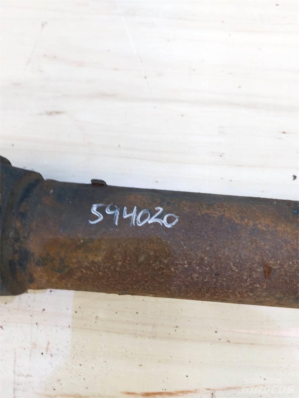 Hydrema 906B Ašys