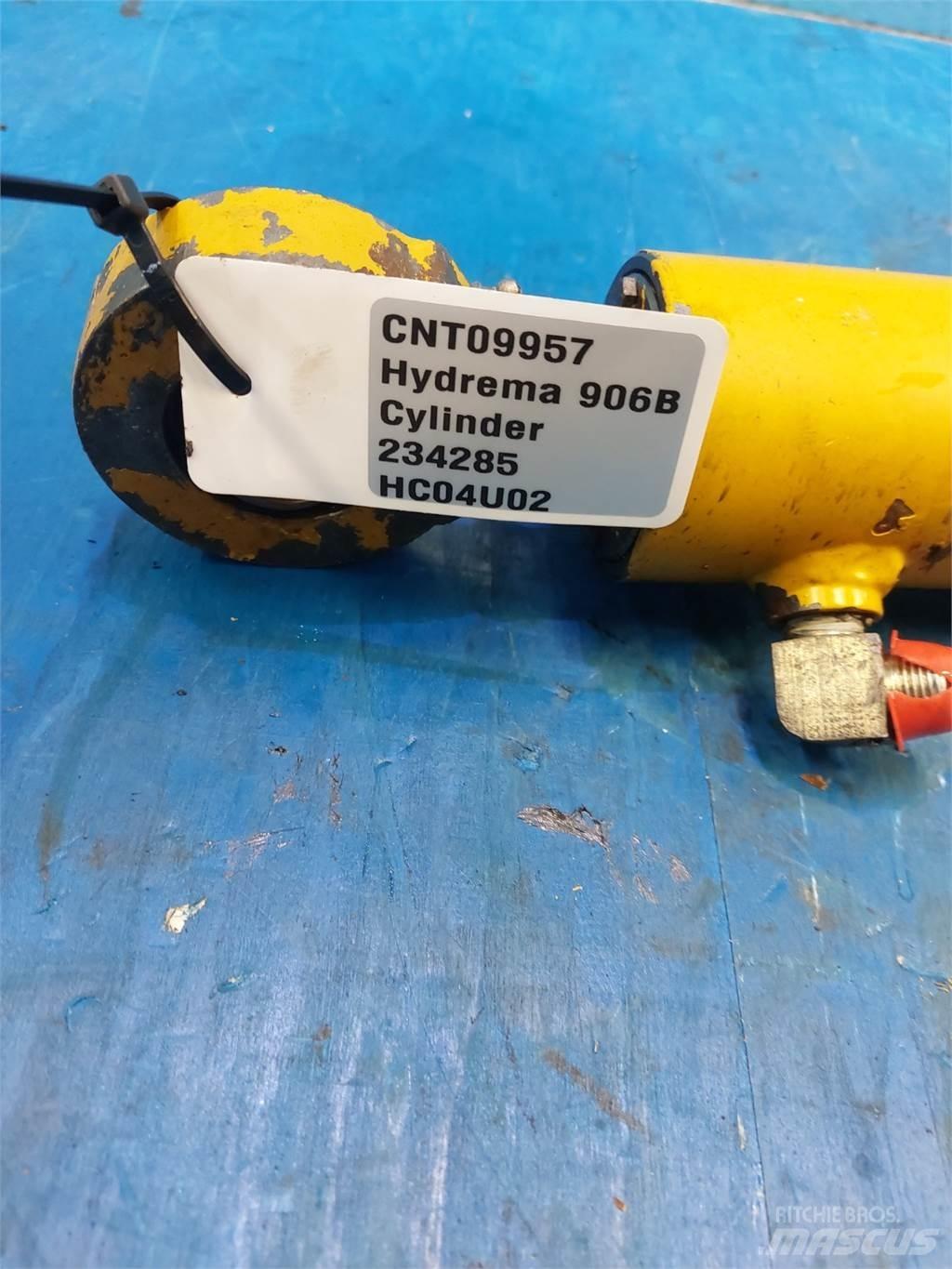 Hydrema 906B Ašys